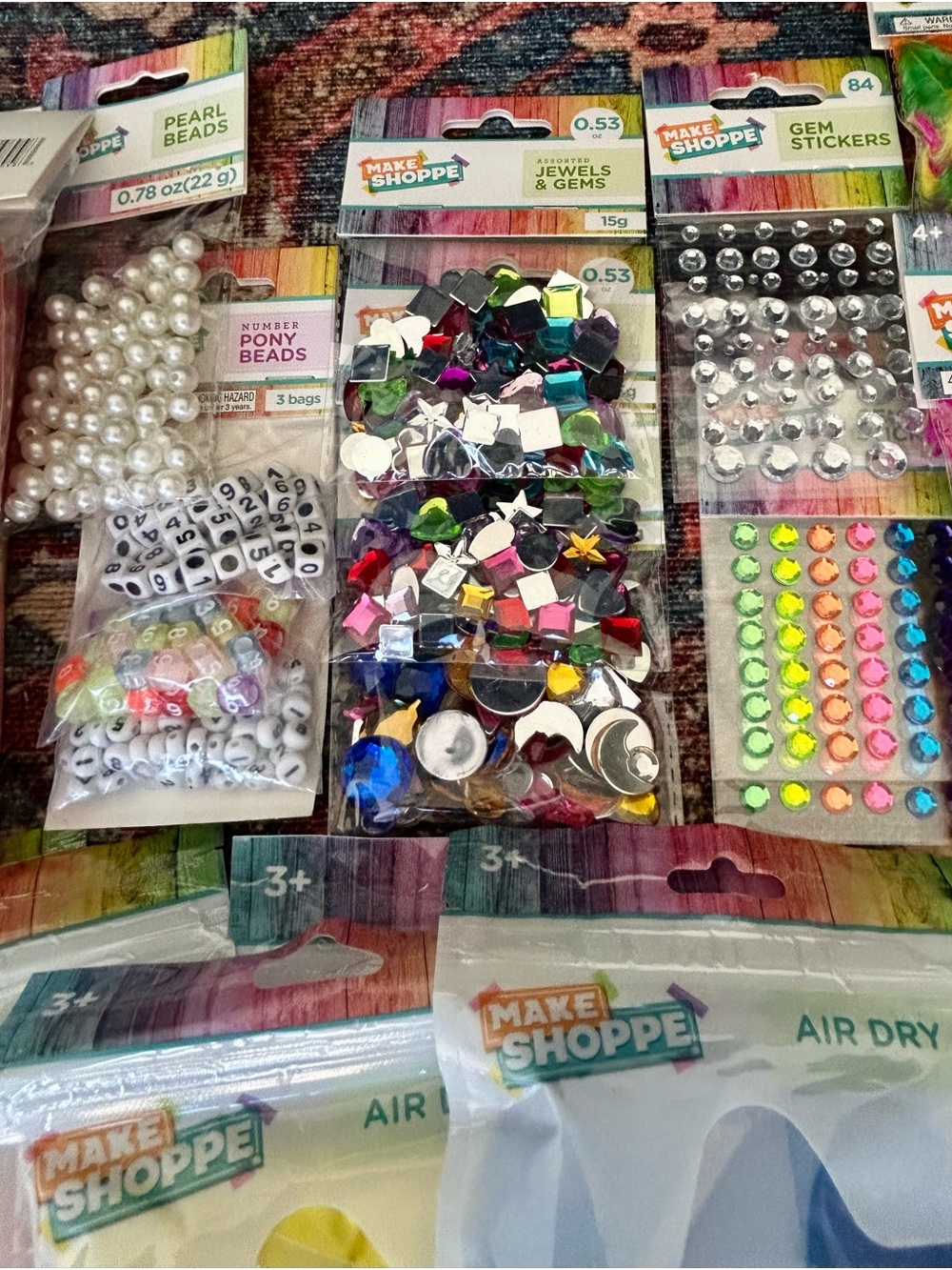 Ultimate Crafters Kit “In-a-Box” Play Experience - Picture 6 of 7